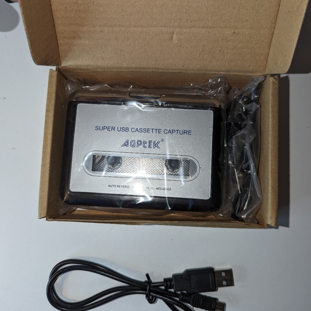 Super USB Cassette Capture by AGPtek Tape to PC with Box and Guide